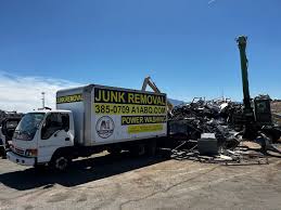 Best Hot Tub Removal  in Elburn, IL